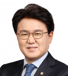 황운하 국회의원 공식 사진