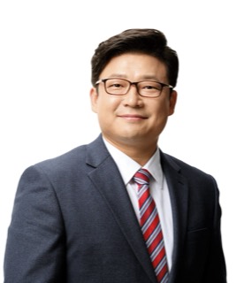 강명구 국회의원 공식 사진