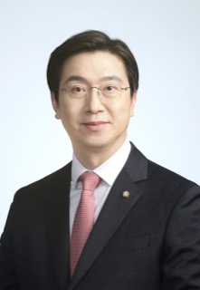 강민국 국회의원 공식 사진