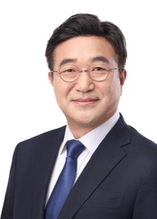 윤호중 국회의원 공식 사진