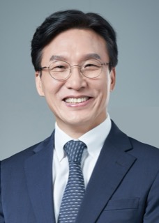 김민석 국회의원 공식 사진