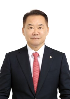신성범 국회의원 공식 사진